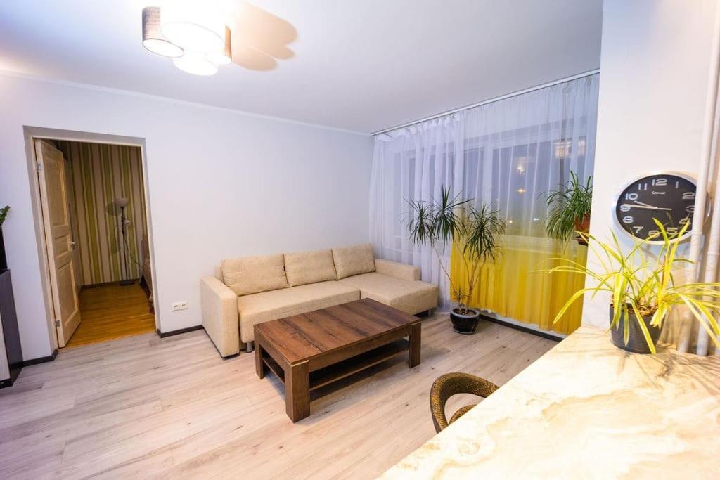 Hubane Korter Jaervel Apartament Tallin